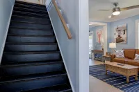 Former Lighthouse Keeper's Home - Southwest Harbor Village. Highspeed Wi-Fi & AC - Homestays