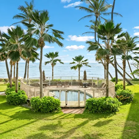 3 Bedroom Ocean Front Condo with Pool & Elevator!