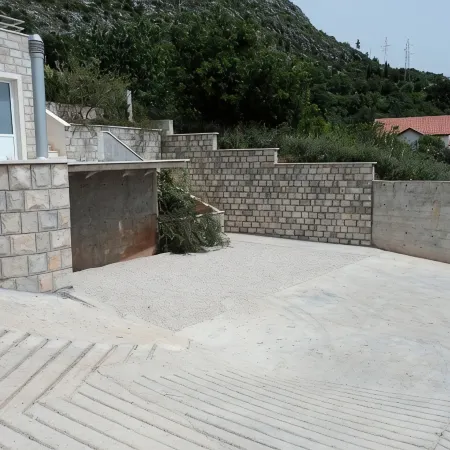 Magnificent Newly-built Villa in Mlini with Private Pool and Near Beaches