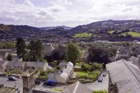 Skylark View,  Family getaway with Amazing Views - Wi-Fi