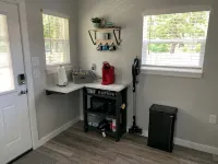 Adorable private studio-style guesthouse! 15 min from beaches! - Homestays