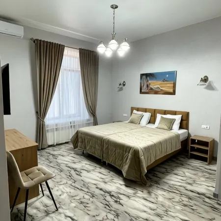 Luna Guest House