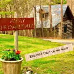 1800's Original Cozy Romantic Cabin For 2 Or The Family