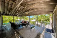 Coral Cove: Walk to the Beach! Heated pool! Prime North End! - Beach