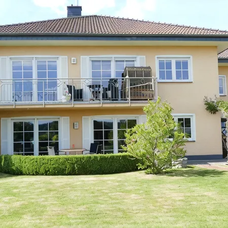 Vacation apartment Eifelbergblick with garden, Schleiden, Hiking Eifel National Park