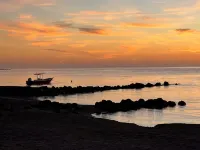 Awesome Top Floor Apartment 320° view of Sea & Mountains - appartements de vacances