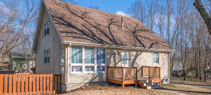 Spacious 3 Bedroom Home in Baldwin City, Great for Families & Friends! Hotels in Douglas County