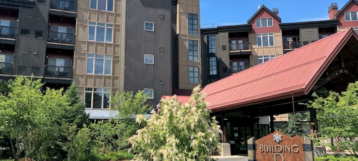 Silverside Chalet: Family-friendly 1BDRM condo next to the waterpark and gondola Hotels in Shoshone County