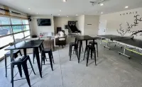 Modern Lake Cottage - Amazing Views - 6 Bed/6 Bath - Boat Launch - 4-Star