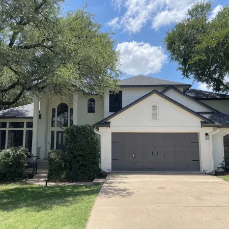 Private Pool & Hot Tub-Large 4Br Family Home Near Austin-Sleeps 12!