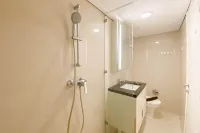 Spacious and Combined 2BR Apartment Marquis de Lafayette By Travelio - Condos