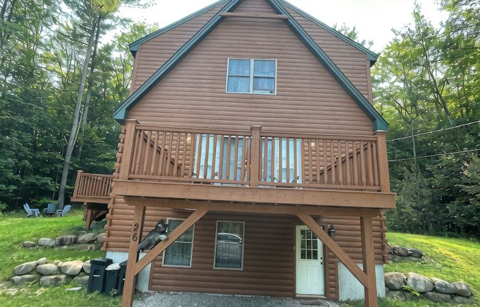 Private quiet home close to Sunday River, Bethel village, and summer recreation