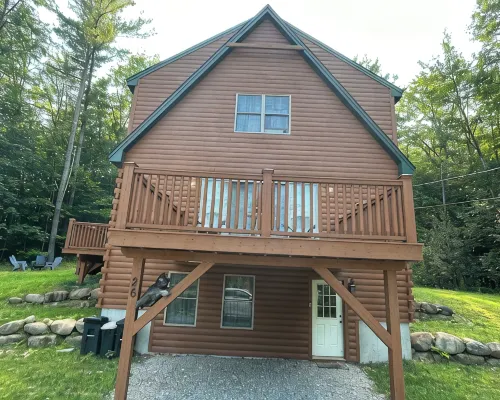 Private quiet home close to Sunday River, Bethel village, and summer recreation Hotels in Bethel