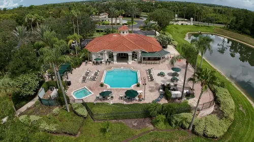 Magnificent Lake View - Spacious 5-bdrm Pool Home - Close to Disney - Scenic