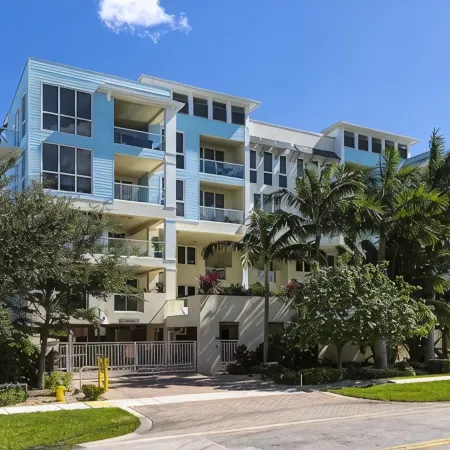 Hemingway Coast to CoastIntracoastal Water View!  2 Blocks to Beach &Pickleball