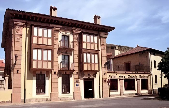 PALACIO AZCÁRATE HOTEL APARTAMENTOS RESTAURANTE CAFETERÍA BODAS