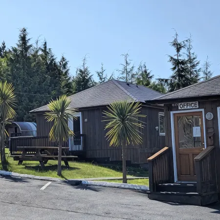 Little Beach Resort