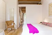 Sunny apartment on the square - Bungalows
