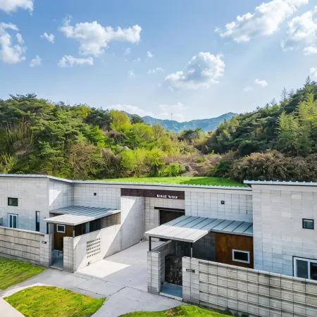 Damyang Block House