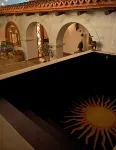 Casa Sunbreak is a beautiful, private hacienda, w/pool, in the center of town - 프라이빗 풀