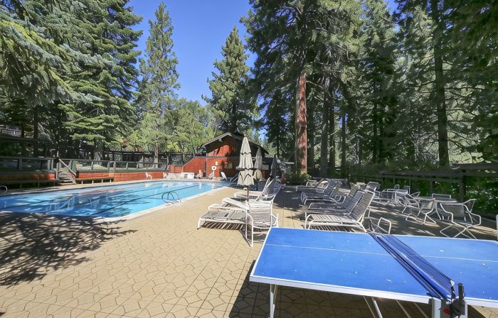 Luxury Re-modeled Lake Front, Stunning Views - Private beaches, piers, hiking