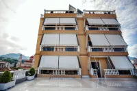 Hotel Borova - 3 Sao