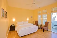 Pacific Blue Inn - Business