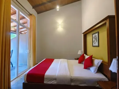 เลค รีช โฮเทล โรงแรมในทะเลสาบกานดี ฟรอนต์