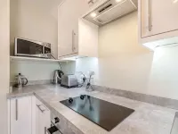 Apartment 5