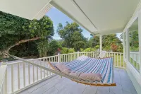 Mountain Oasis: Modern Plantation Home - 3-Star