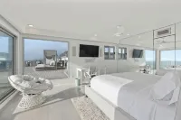 Encinitas Shores - Beachfront, Ocean View & Patio