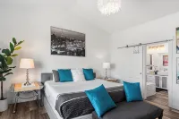Luxury 6Br |Hot Tub |Private Pickleball |Sleeps 15 - 무료 와이파이