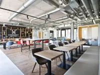 Coloft Hotels in Lesquin