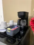 Cozy, Private Suite in Bedford — Bed, Laundry,kitchenette and Self Check in - บังกะโล