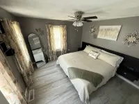 Cozy Charming house in Oswego NY, with WiFi and AC