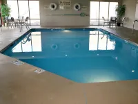 Hampton Inn Milwaukee-Northwest - Pool
