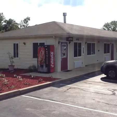 Relax Inn Dover Near Speedway