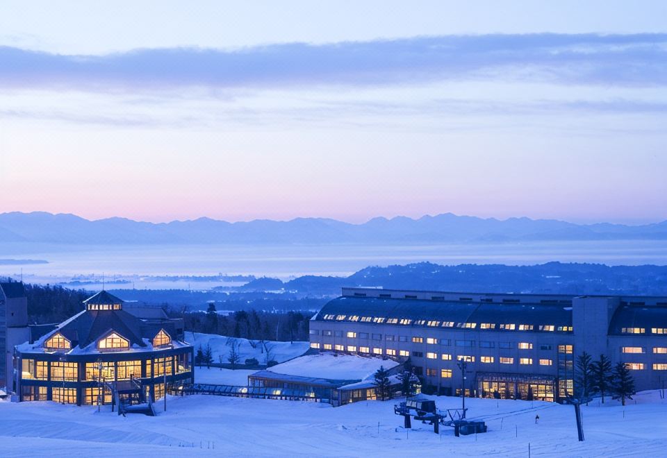 Hoshino Resorts Bandaisan Onsen Hotel