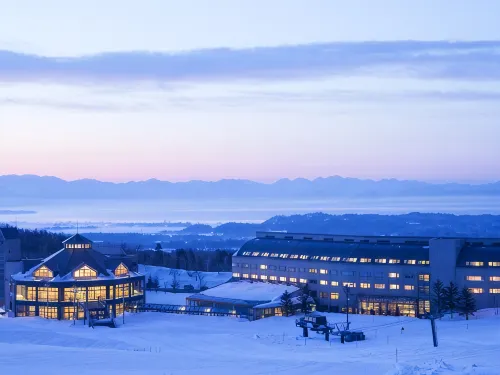 Hoshino Resorts Bandaisan Onsen Hotel
