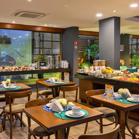 Hotel Cercano