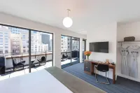 The State Hotel - 4-Star