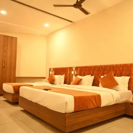 Hotel Embassy
