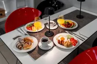 Pula City Center Accommodation with Free Parking - breakfast