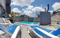 JR Hotel - piscina