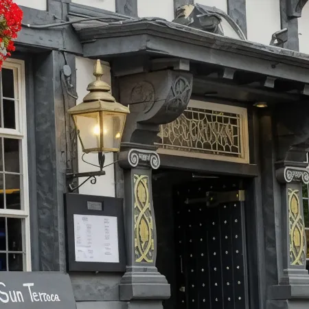 Rose & Crown Inn
