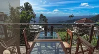 The Lakeview Suites - Bergblick