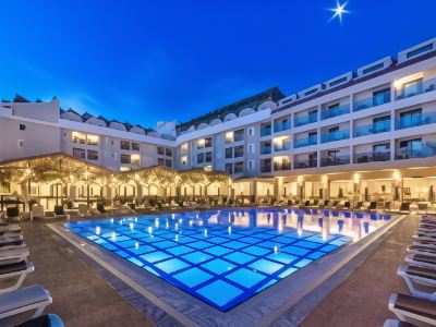 Julian Club Hotel