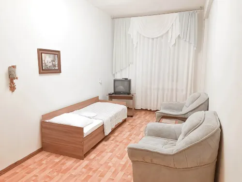 Smart Hotel Zlatoust Hotel - Inns