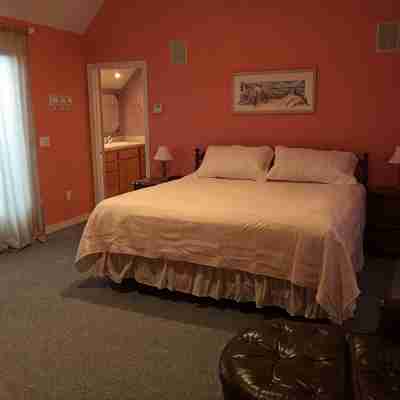 Provincetown Water & Monument Views Huge Townhouse- Boatslip 5 min walk Rooms