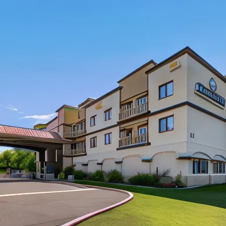 Windmill Suites Surprise - Phoenix, Ascend Hotel Collection